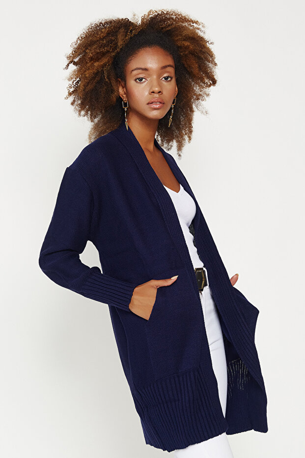 Women's Knitwear Cardigan with Pockets