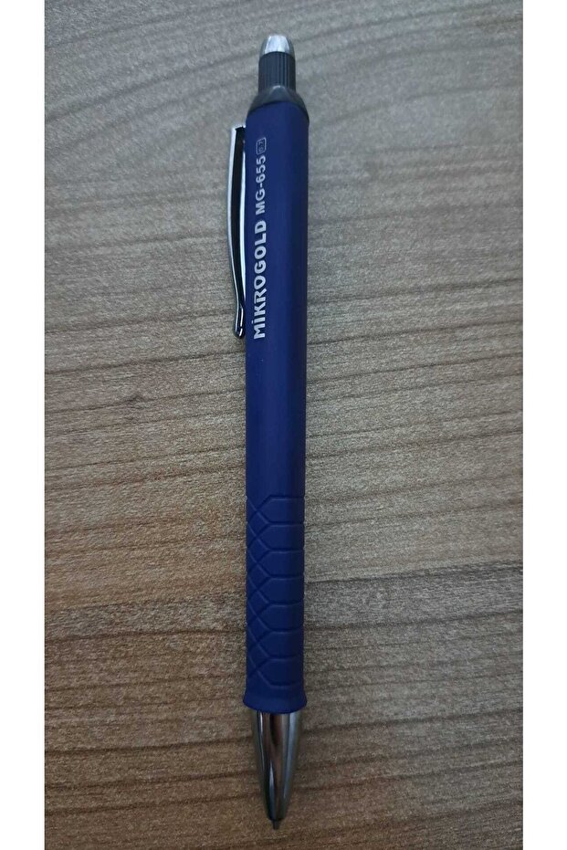 Stylish and Ergonomic Design with Nib Pen 0.7 - Versatil Pen