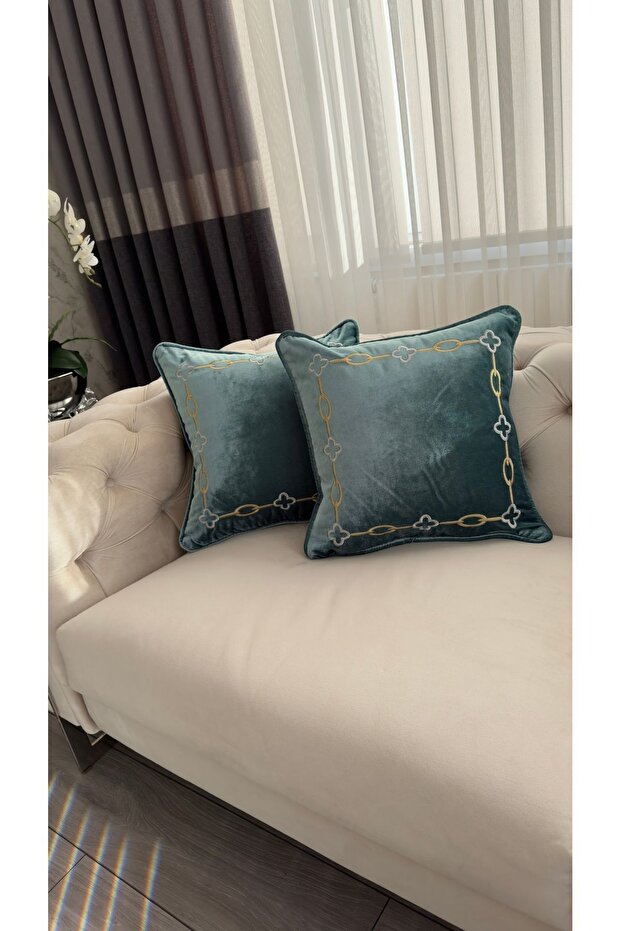 Van Cleef Chain Model Throw Pillow Cover - 2