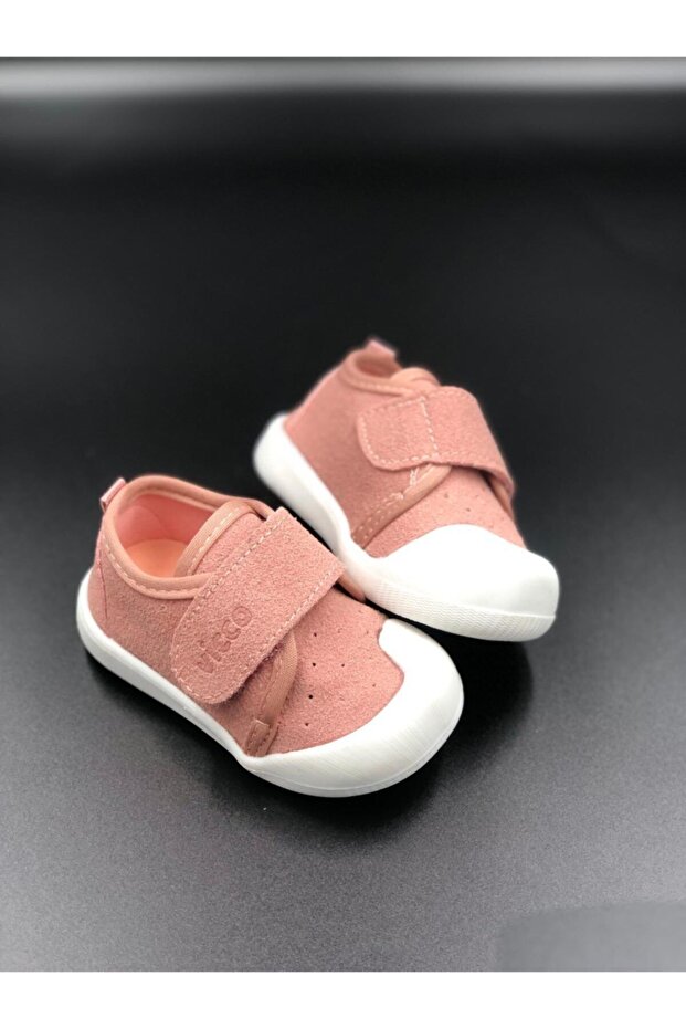 حذاء رياضي للأطفال - 2
