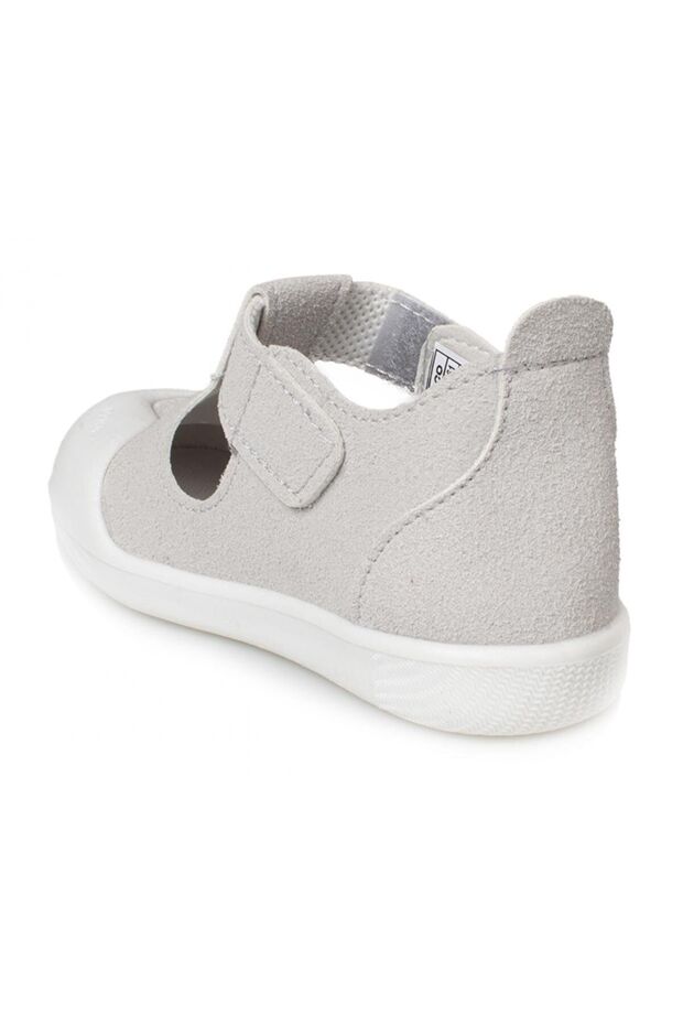 حذاء رياضي للأطفال - 3