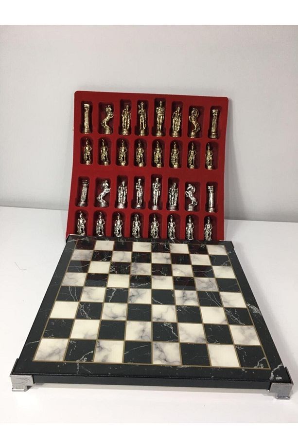 Lüks Mermer Desenli Satranç Takımı – Demir Döküm Ağır Taşlı, Dekoratif Ve Şık Tasarım 27.5x27.5 Cm - 3