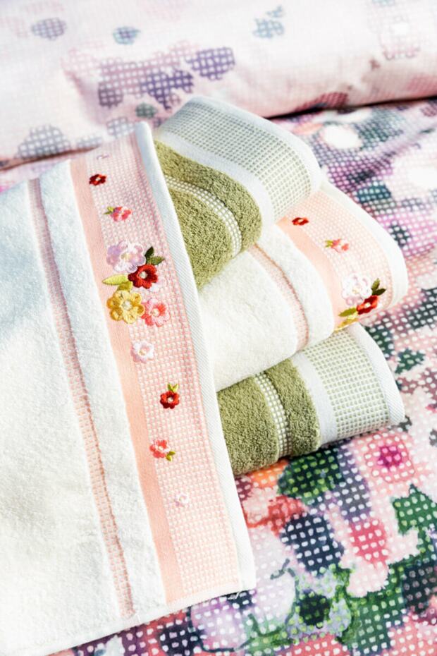 Rose Bud Havlu Set - 7