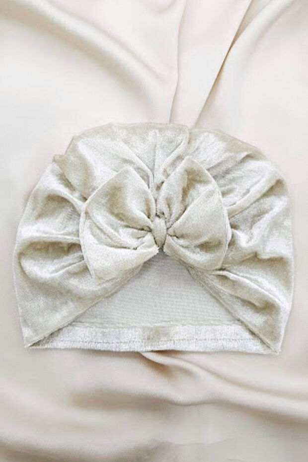 Velvet Bow Baby Bonnet Cream