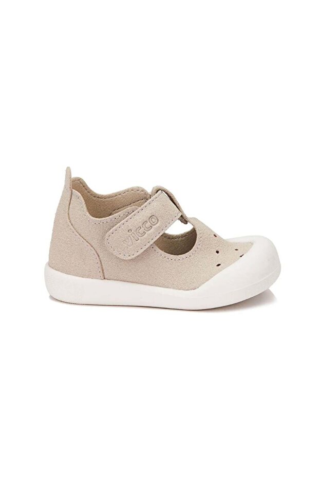 حذاء رياضي للأطفال - 2