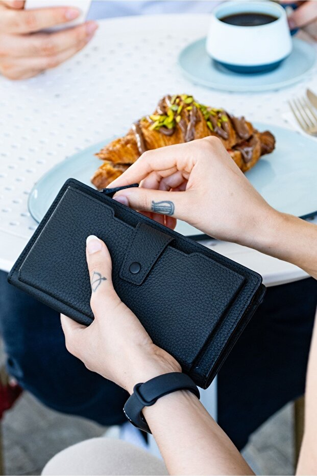 Renley - Genuine Leather Women's Hand Wallet with External Phone Compartment - Black