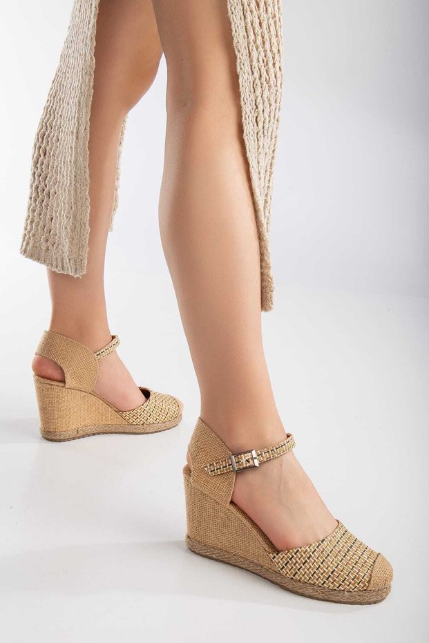 Wedge Heeled Tan Ital Straw Detailed Shoes