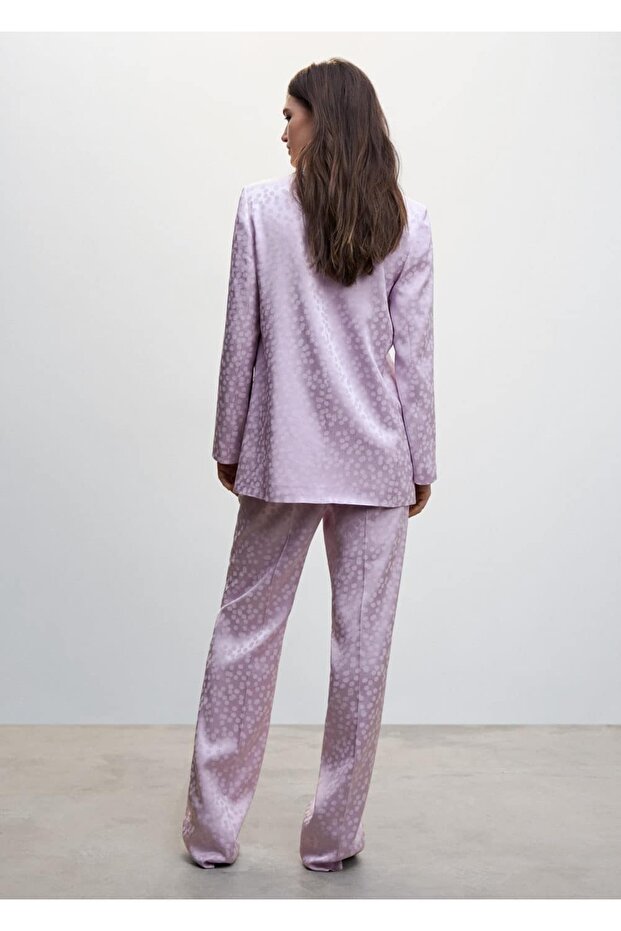 سترة من الساتان باللون الرمادي والبني - 4