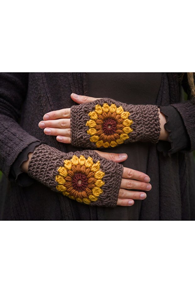 Fingerless Daisy Detailed Gloves, Hand Knitted Gloves, Crochet Gloves