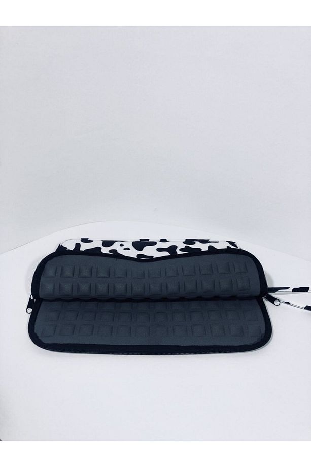 14 Inç Inek Desenli Macbook/laptop/notebook/tablet Kılıfı - 2