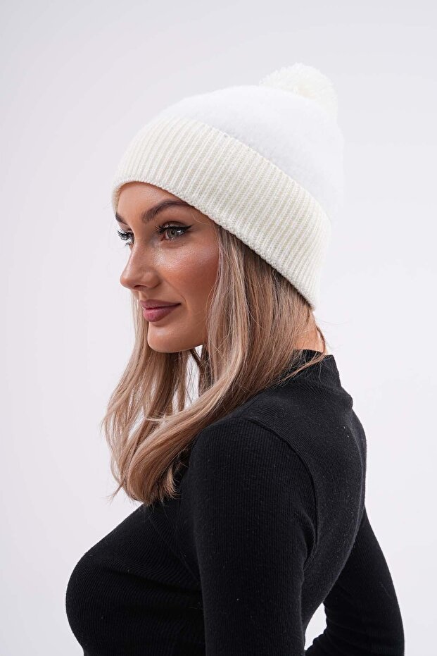 Peluş Ponponlu Bere - 5