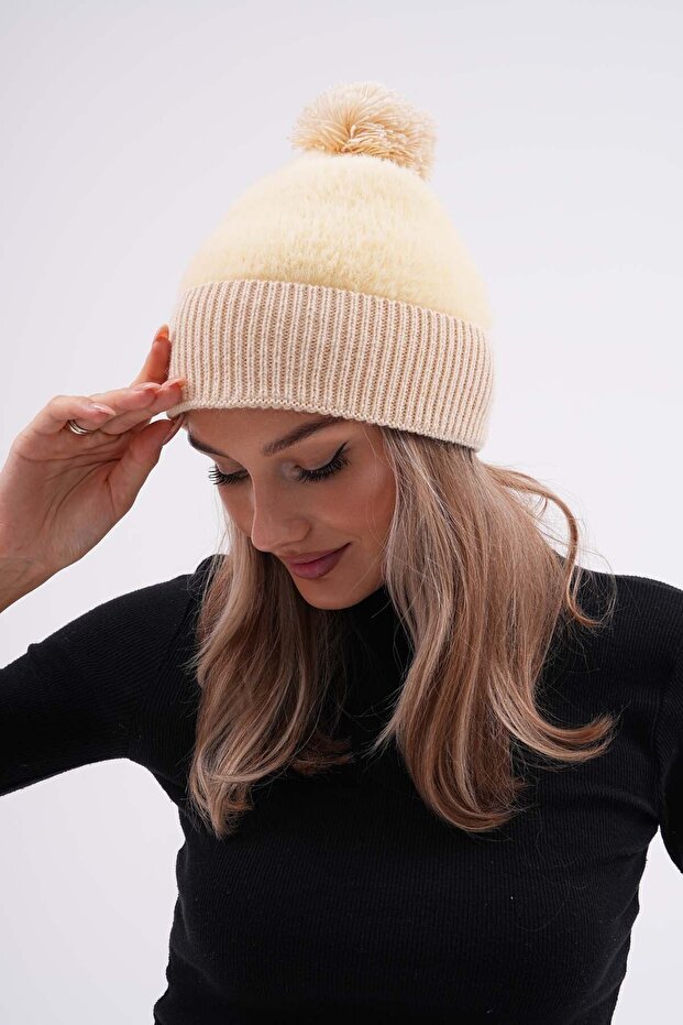 Peluş Ponponlu Bere - 3