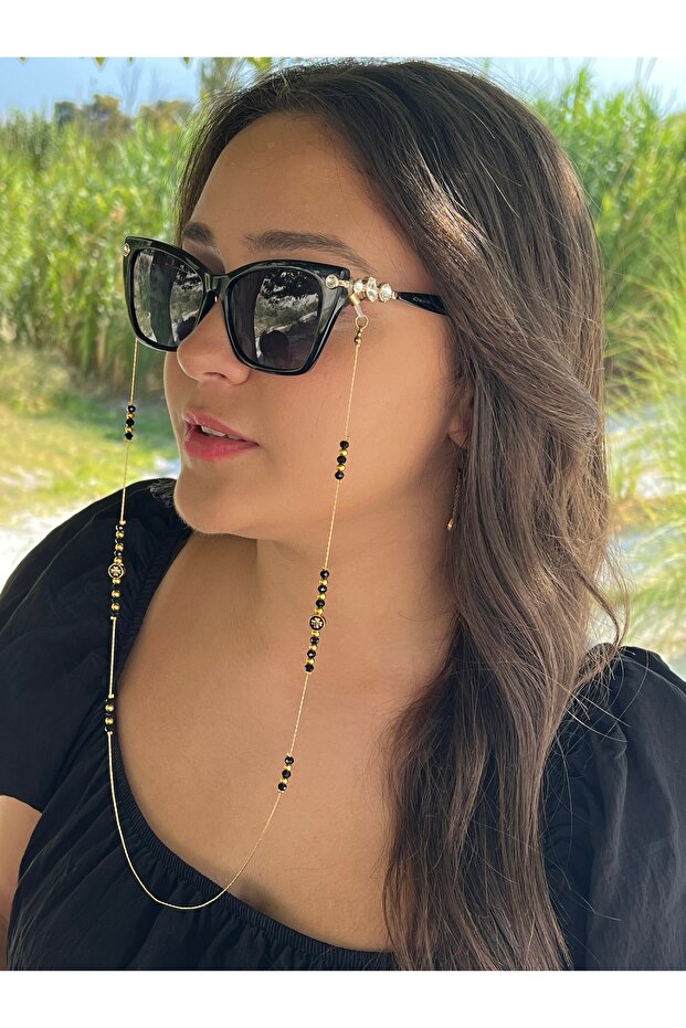 سلسلة نظارات مزينة بالخرز