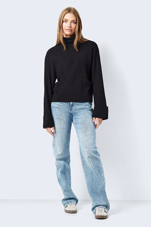 Černý svetr pro dospělé - 2