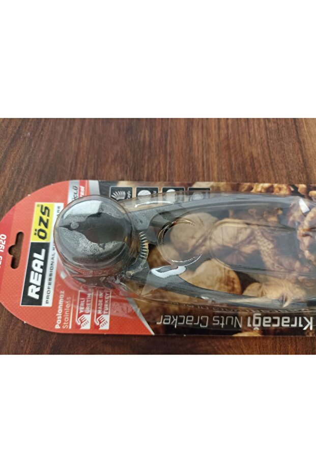 Black Walnut Hazelnut Cracker - 4