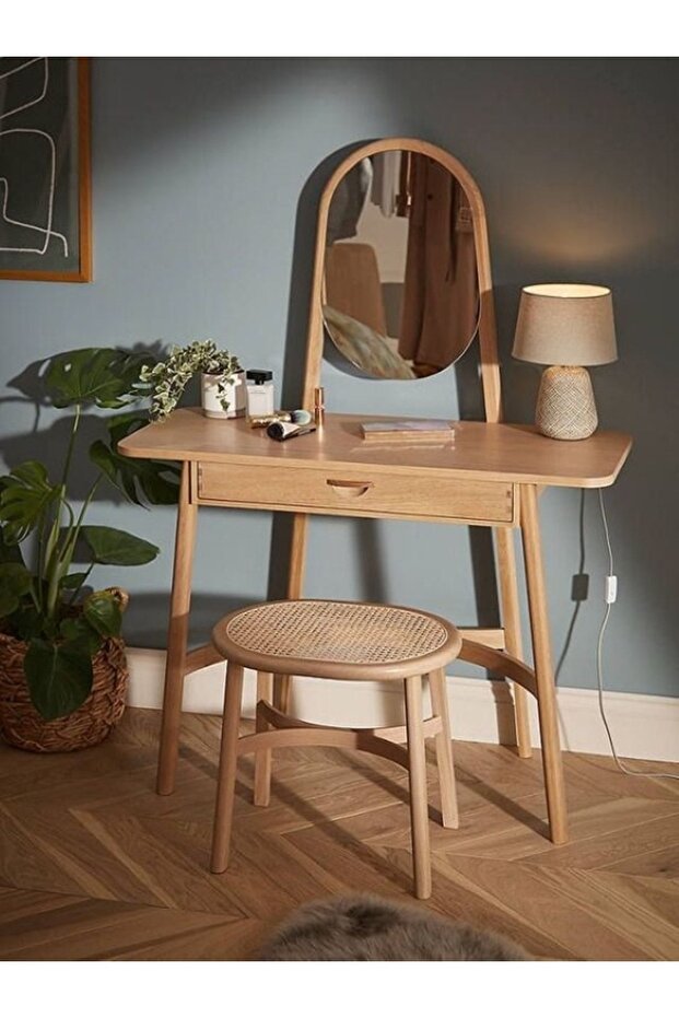 Ahşap Makyaj Masa - 1