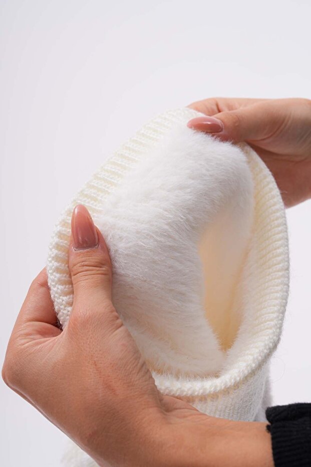 Peluş Ponponlu Bere - 9