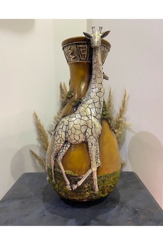 Zürafalı Polyester Vazo 3d Model 1 - 2