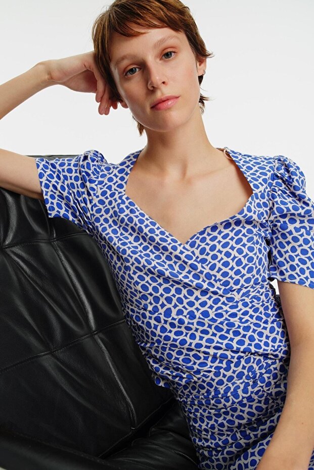 Kısa Kol Drapeli Bluz - 2