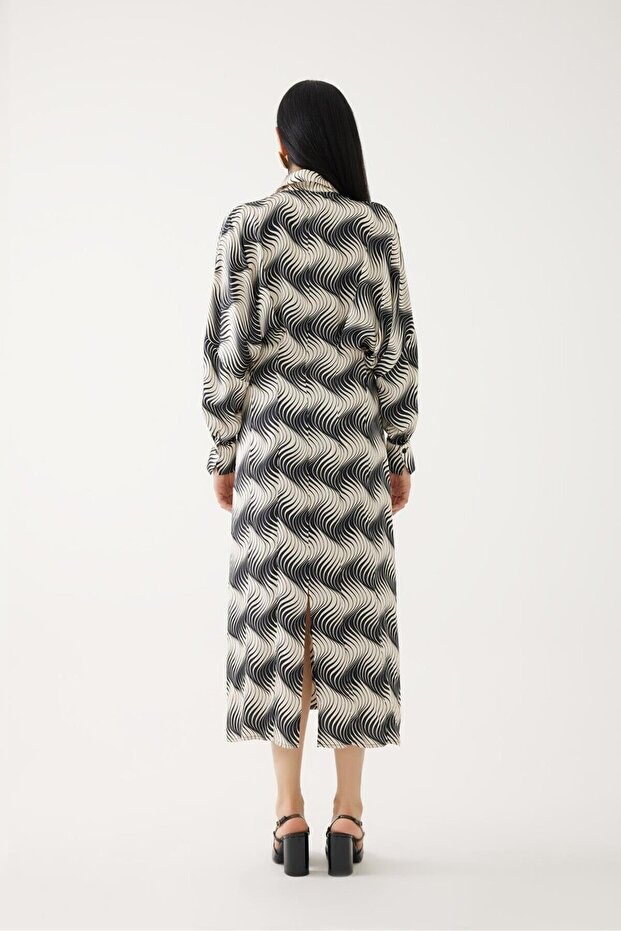 Düğme Detaylı Elbise - 4