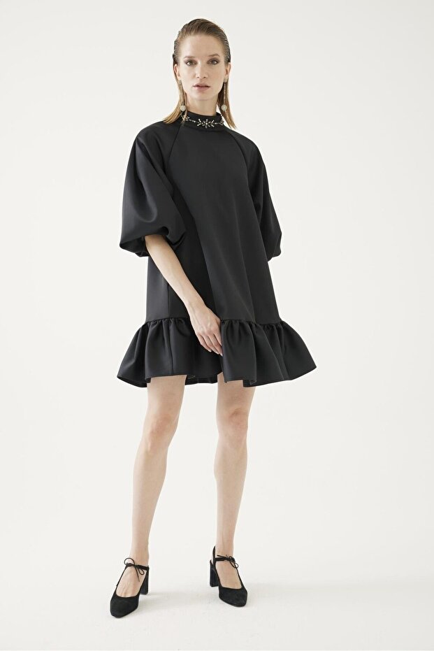 Yakası İşlemeli Elbise - 5