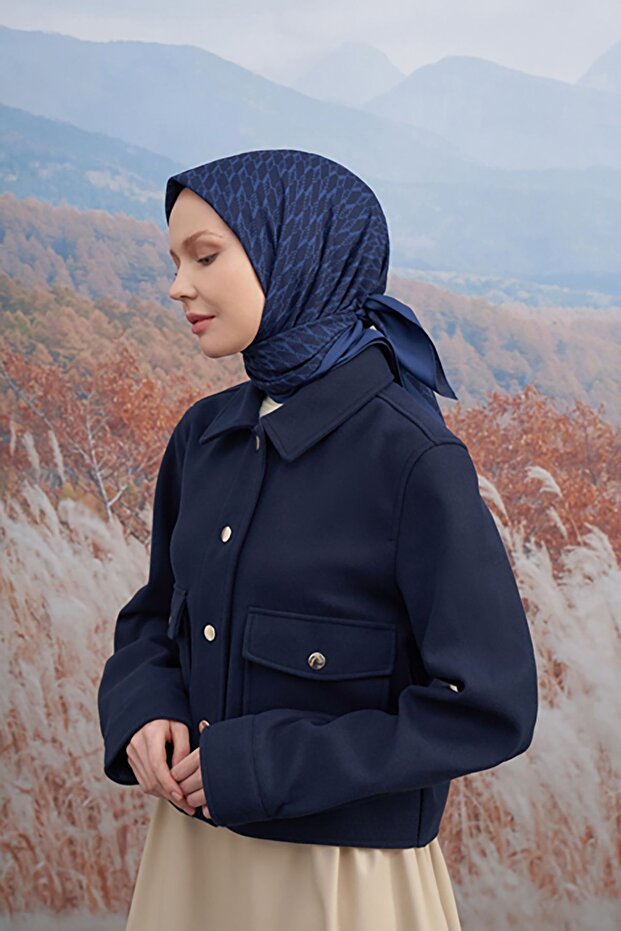 وشاح قطني بنمط حرف واحد فقط - أزرق داكن - 4