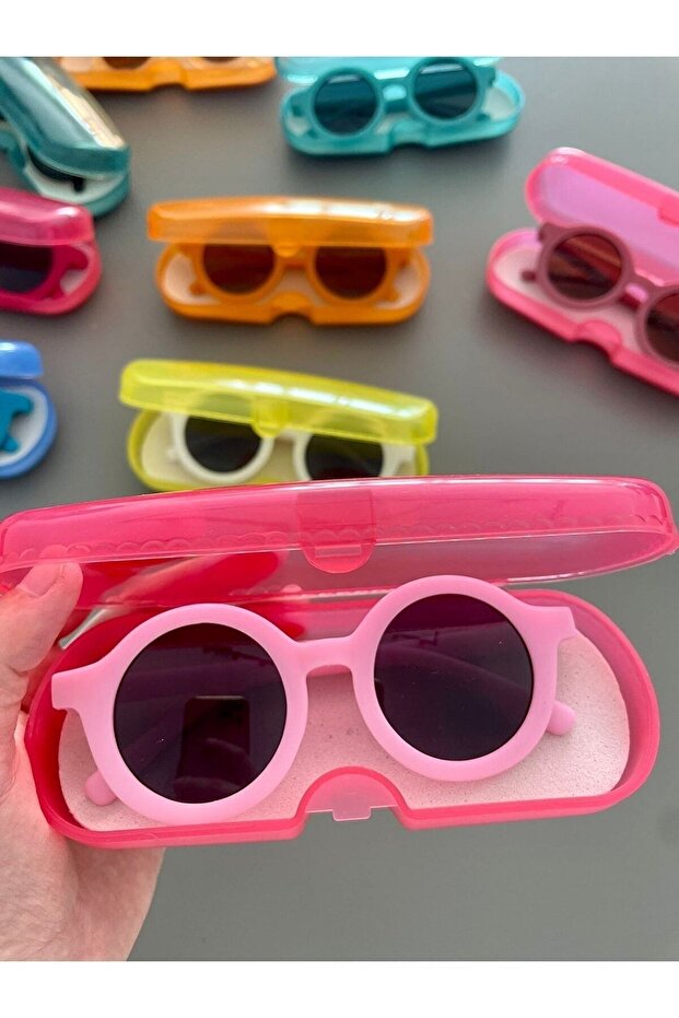 Unisex Scandinavian Model Children's Sunglasses UV400 Protected