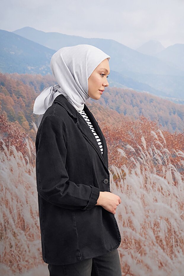 وشاح من القطن بنمط حرف A - فضي - 2