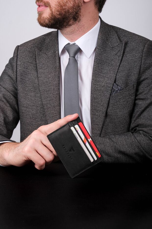 محفظة حامل بطاقات رجالية من الجلد الطبيعي مع حماية Rfid مصنوعة يدويًا وتصميم رفيع باللون الأسود