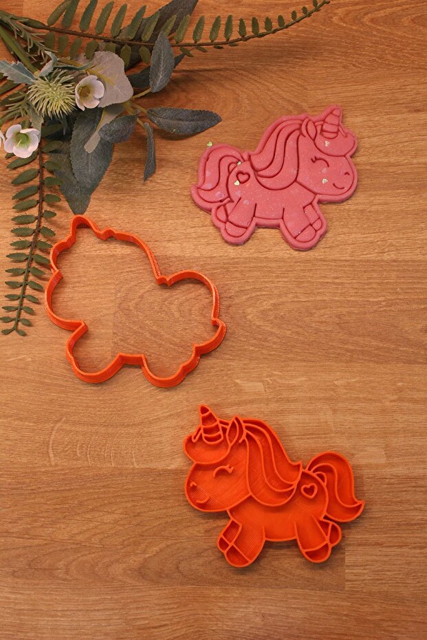 Unicorn Unicorn Shooting Star Rainbow Set of 8 Cookie Mold and Dough Shaper - 4