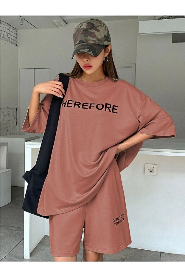 Damski zestaw szortów oversize z nadrukiem w kolorze brudnego różu - 1