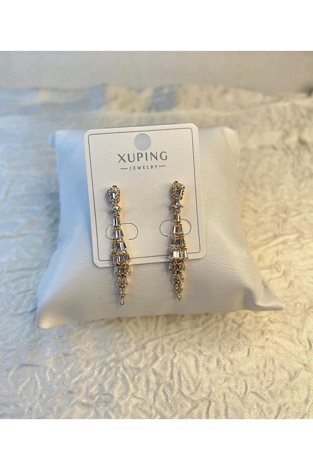 Xuping Avize Model Zirkon Taşlı Sallantılı Çelik Küpe - 1