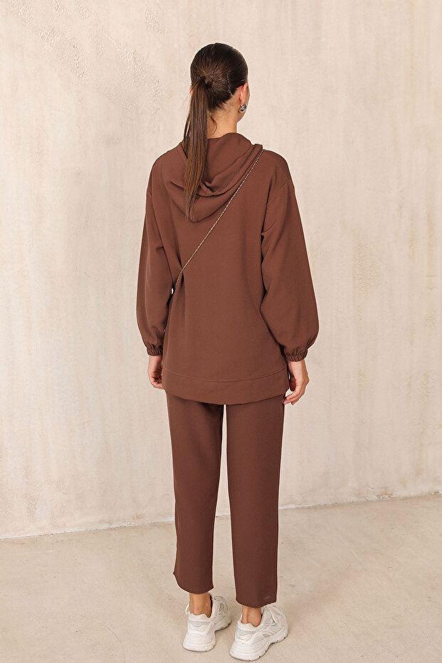 68-6067 موديل بني بدلة أساسية - 3