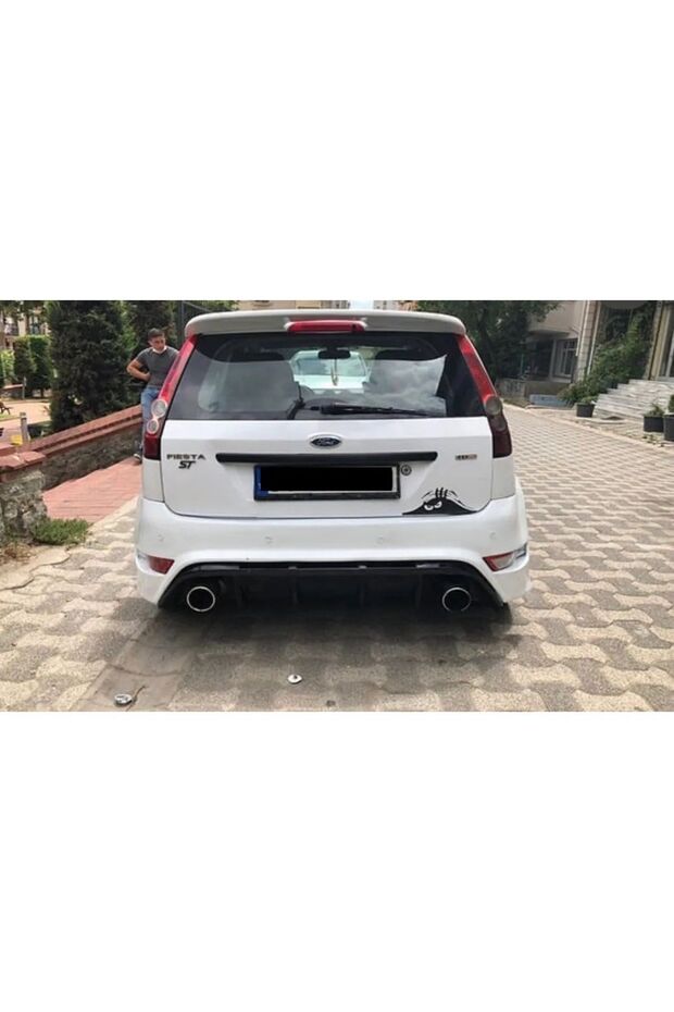 Fiesta Em St Spoiler 4 Kapı Uyumlu - 3