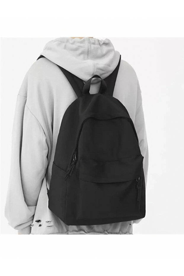 حقيبة ظهر مدرسية سوداء عادية - 3