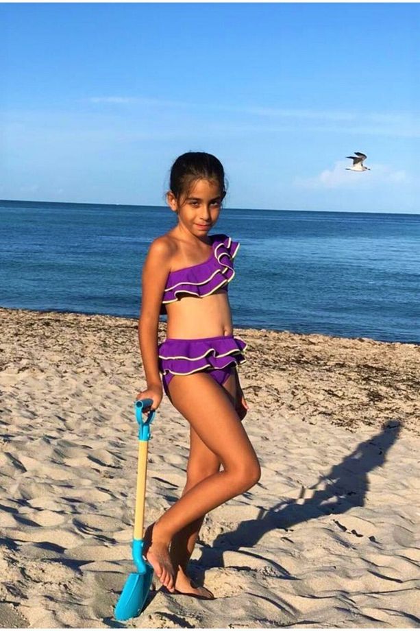 Tek Omuz Fırfırlı Biye Detaylı 50uv Kız Çocuk Bikini Takımı By Nessi Byrd - 2