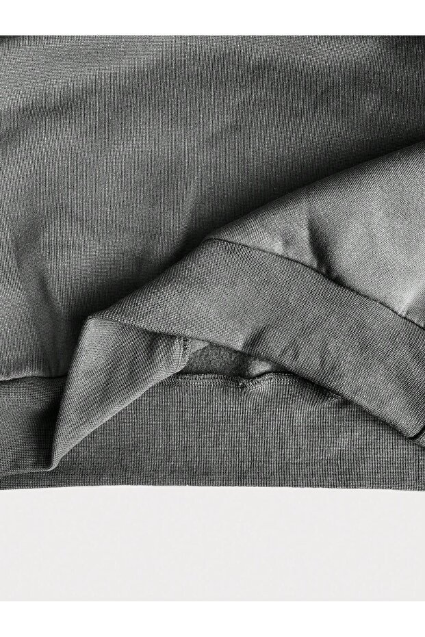 Unisex V-Yaka Kapüşonlu Basic Kol Baskılı Oversize Swetshirt - 4