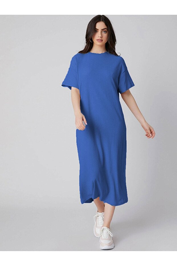 فستان ملفوف باللون النيلي - 1