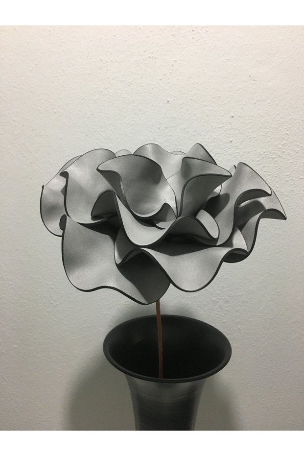 Decorative Handmade Luxury Latex Eva Artificial Flower (Excluding Vase) – Gray - Black Gilt-foam Flower