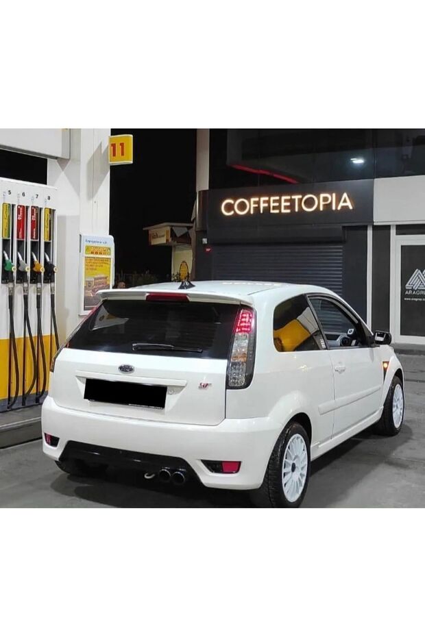 Fiesta Em St Spoiler 4 Kapı Uyumlu - 2