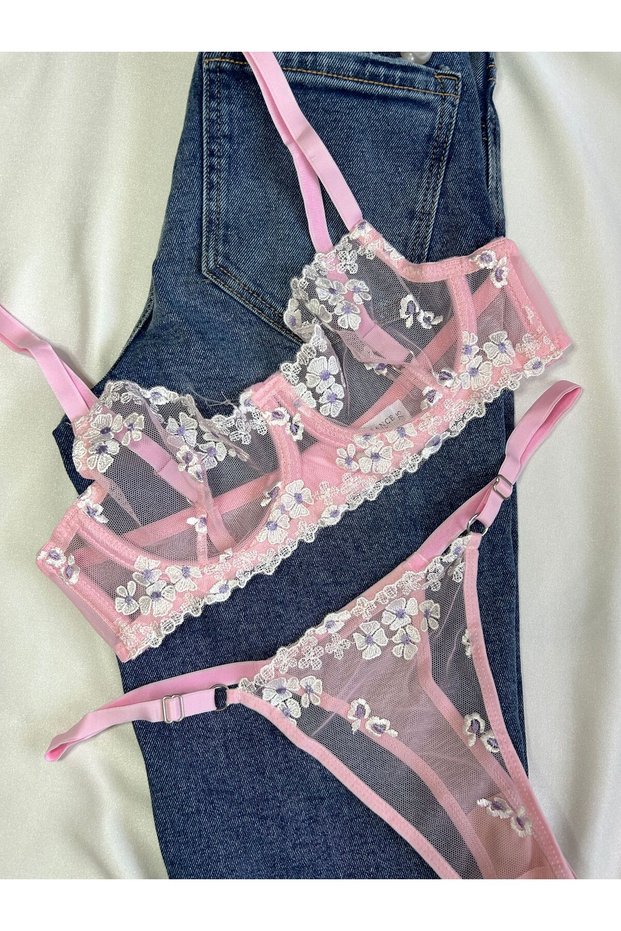 PEMBE ÇİÇEKLİ BRALET SET