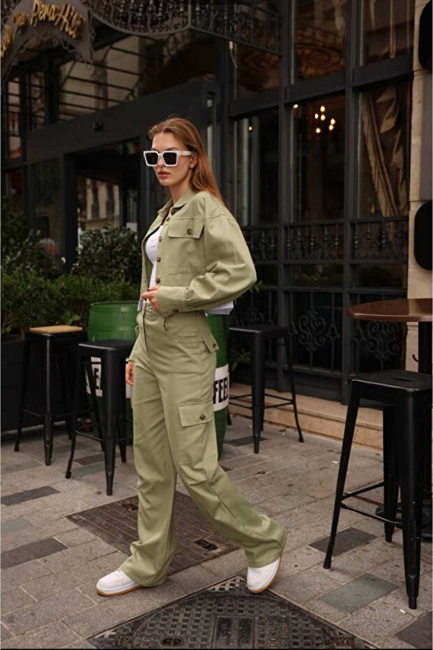 PANTOLONLU TAKIM - 4