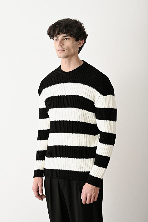 Ανδρικό ριγέ πουλόβερ oversized - 3