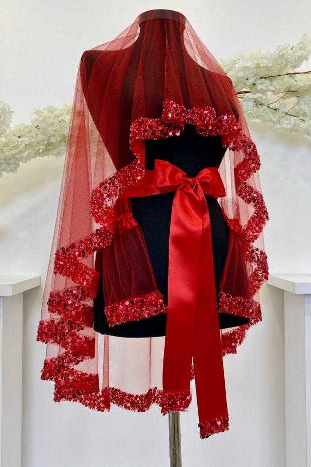 Red Bridal Veil Set with Sparkling Crystal Glass Beads, Pearls and Sequins Embroidered Henna Veil 6 Pieces