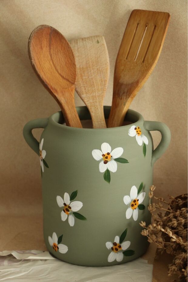 Green Retro Flower Pattern Vase - Updated Size