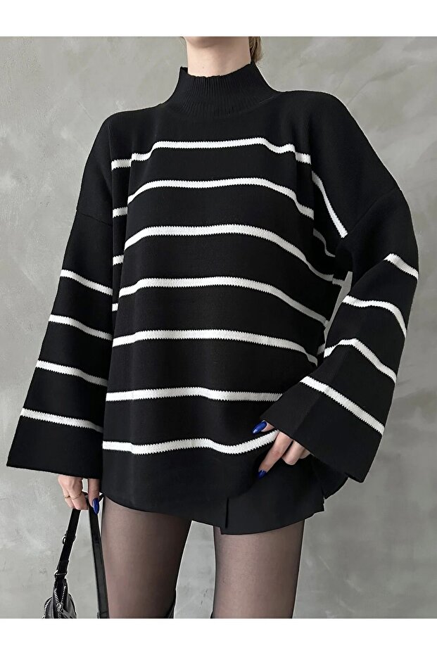 Women's Black and White Striped Long-Sleeved Turtleneck Knit Sweater