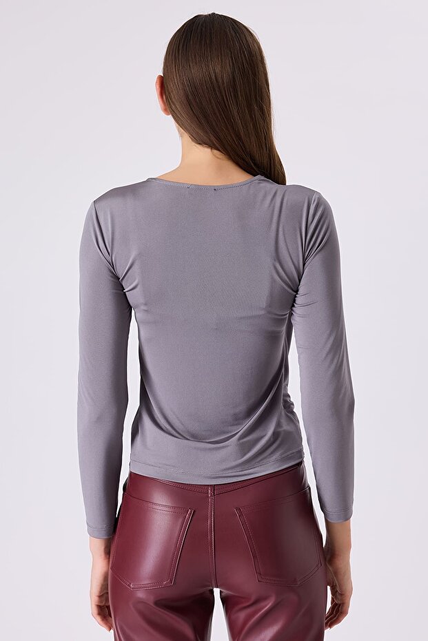 Önü düğümlü örme bluz - 2