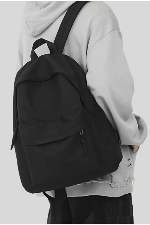 حقيبة ظهر مدرسية سوداء عادية - 4