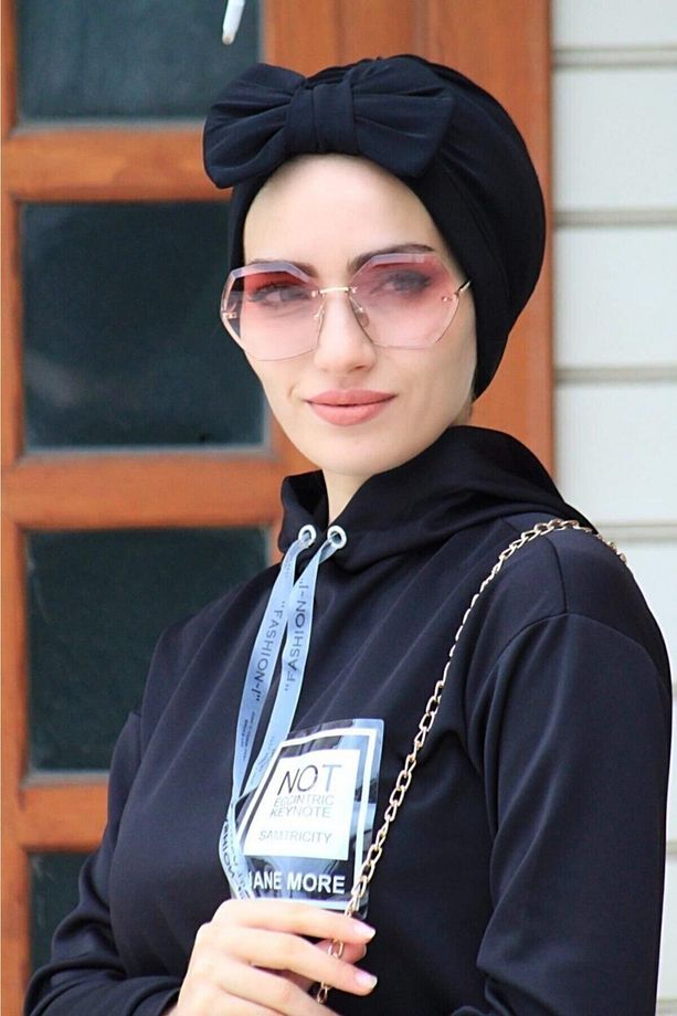Fiyonklu Çift Yönlü Bone Siyah - 3