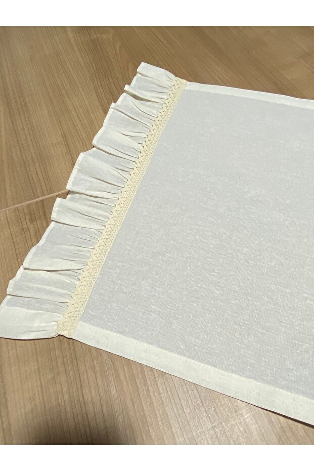 100% Cotton Raw Linen Runner with Ruffles and Lace Edges 40X110 cm